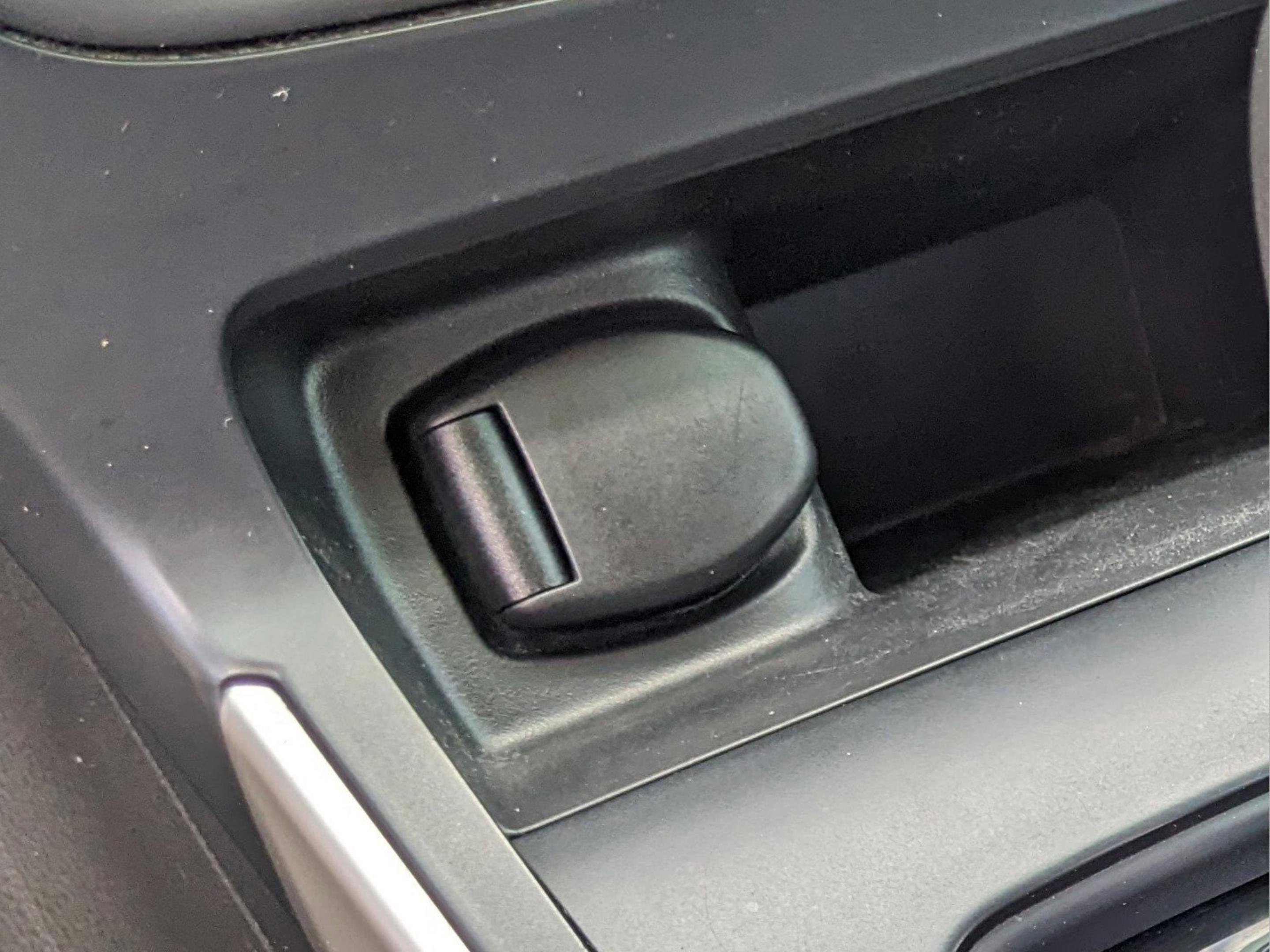 Used 2018 Nissan Sentra SV image 24