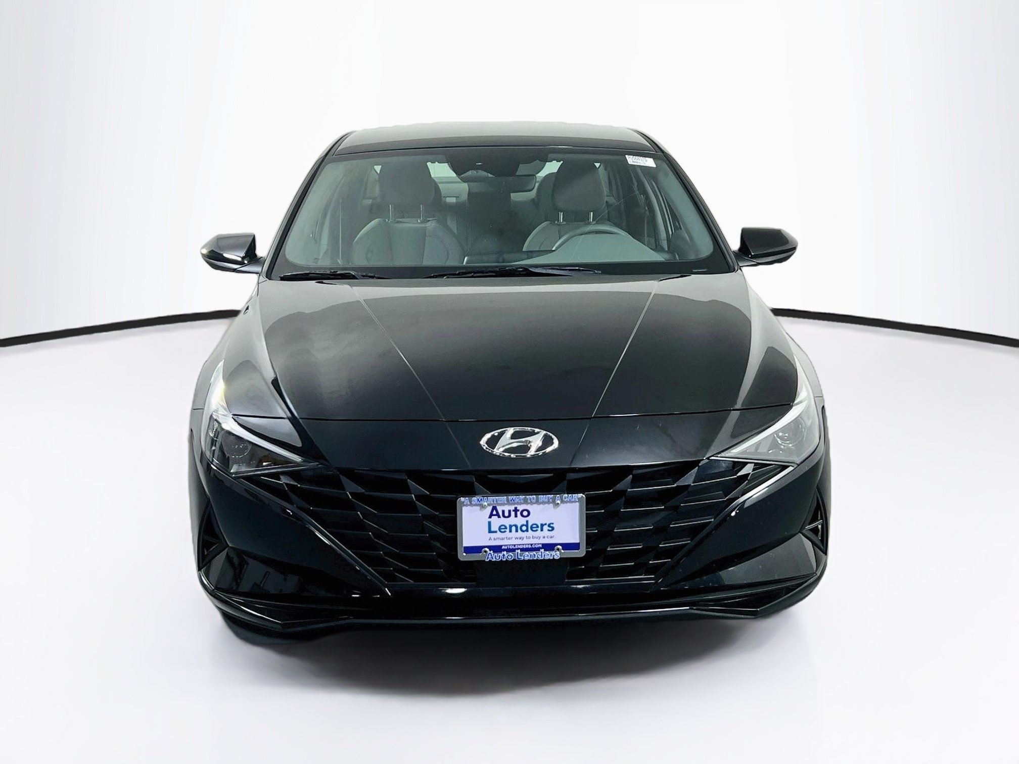 Used 2023 Hyundai Elantra SEL w/ Convenience Package FWD image 2