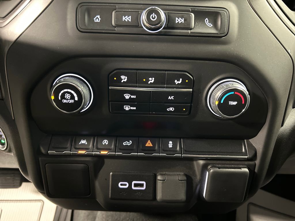 Used 2023 Chevrolet Silverado 1500 Custom image 19