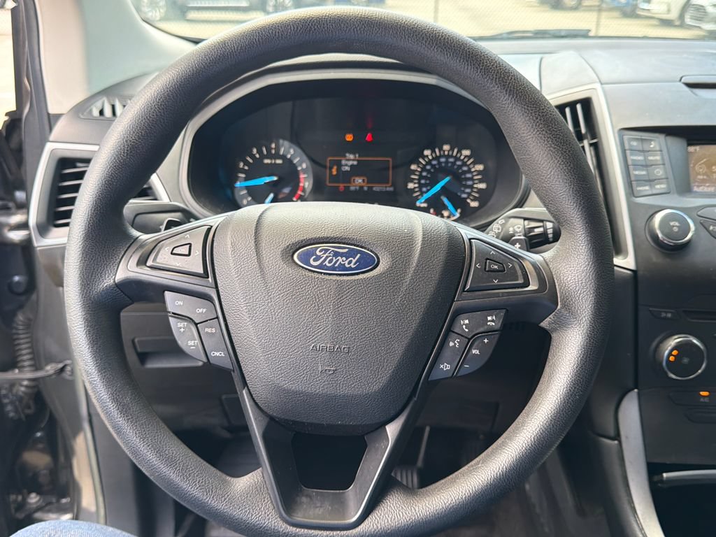 Used 2016 Ford Edge SE FWD image 17