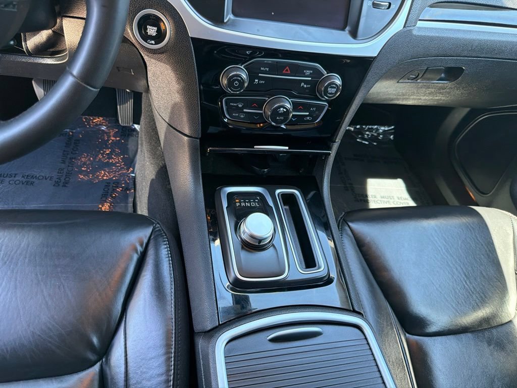 Used 2023 Chrysler 300 Touring L RWD image 20