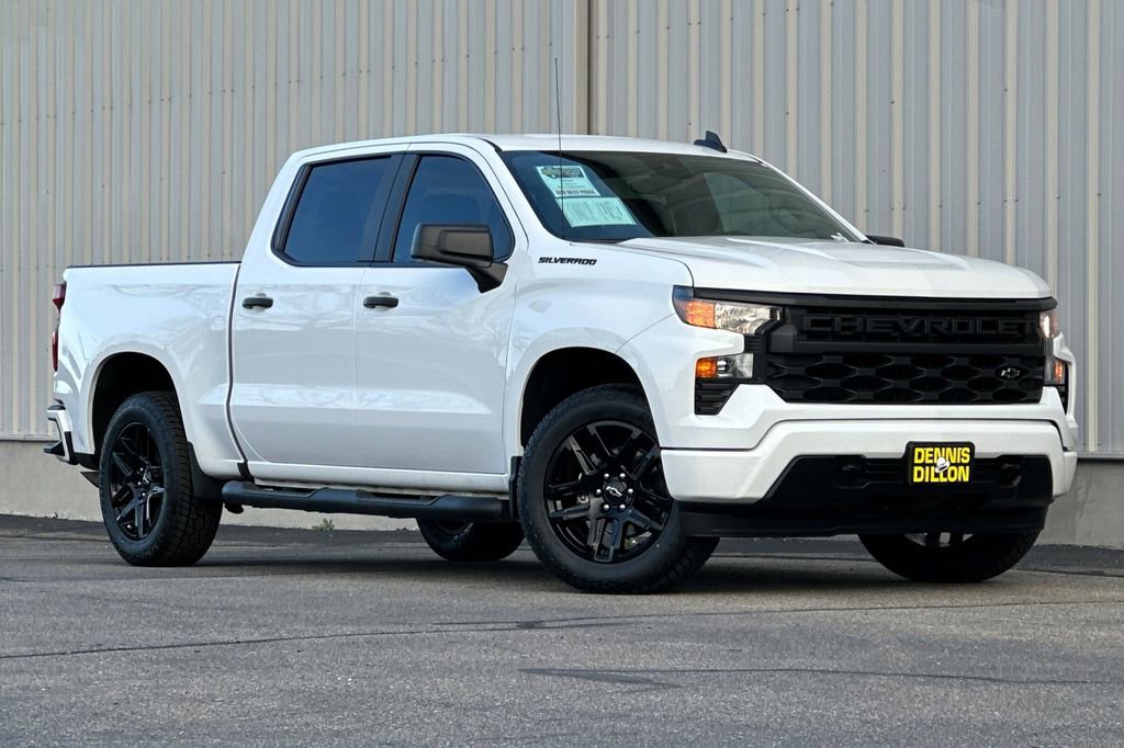 Used 2024 Chevrolet Silverado 1500 Custom w/ Turbomax Blackout Package image 2