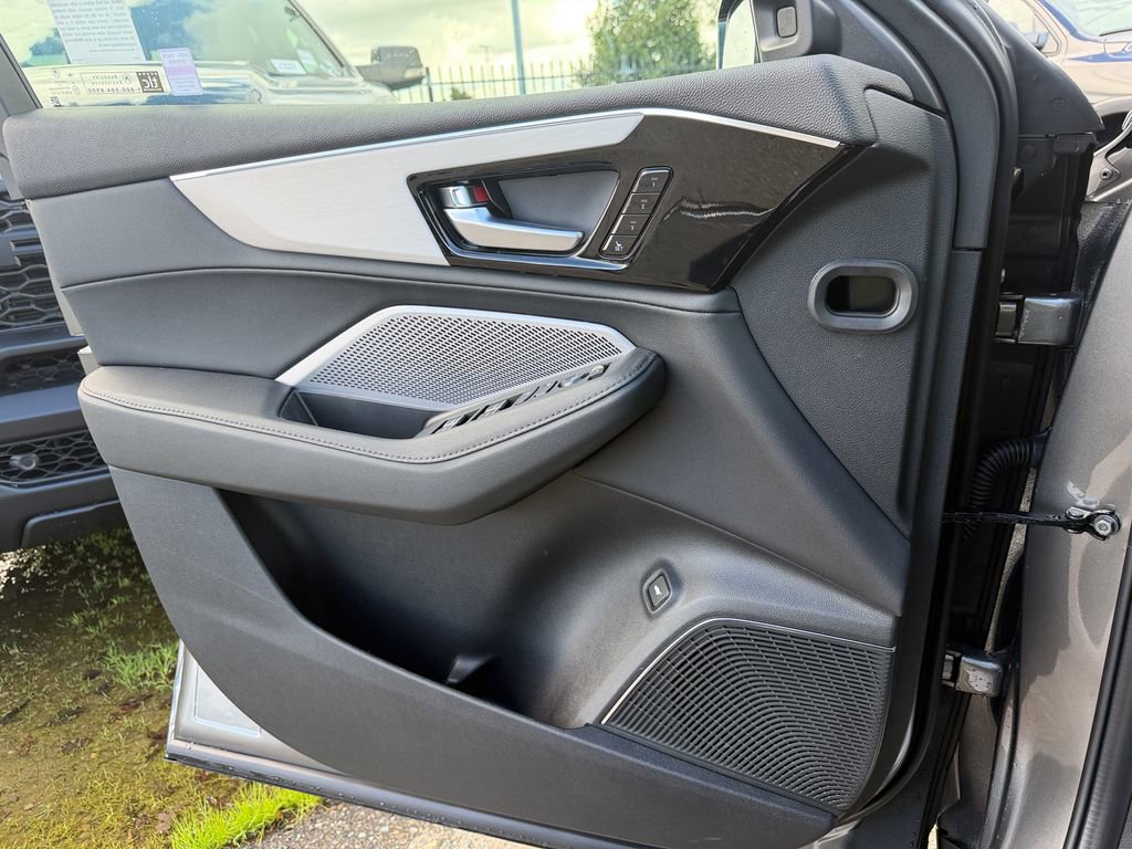 New 2026 Acura MDX FWD image 13