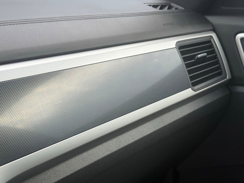 Used 2021 Volkswagen Atlas Cross Sport SE image 20