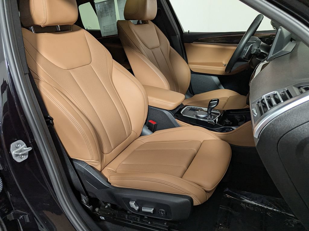 Certified 2024 BMW X4 xDrive30i w/ Parking Assistance Package AWD/4WD image 32