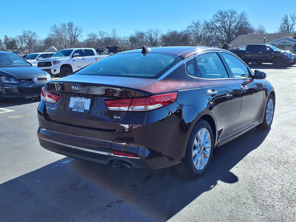 Used 2017 Kia Optima EX image 4