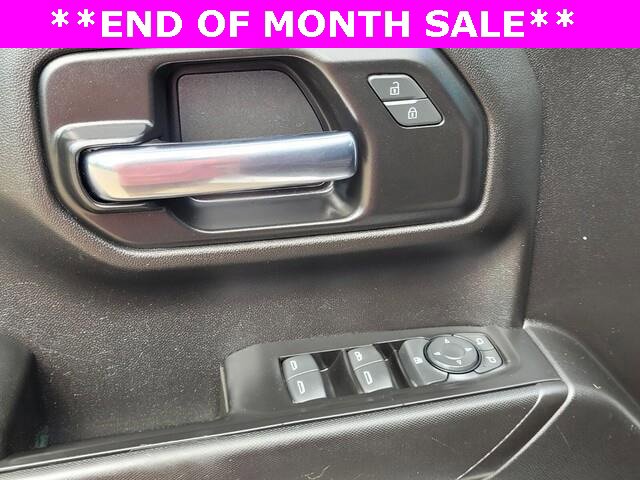 Used 2020 Chevrolet Silverado 1500 Custom w/ Custom Value Package image 16
