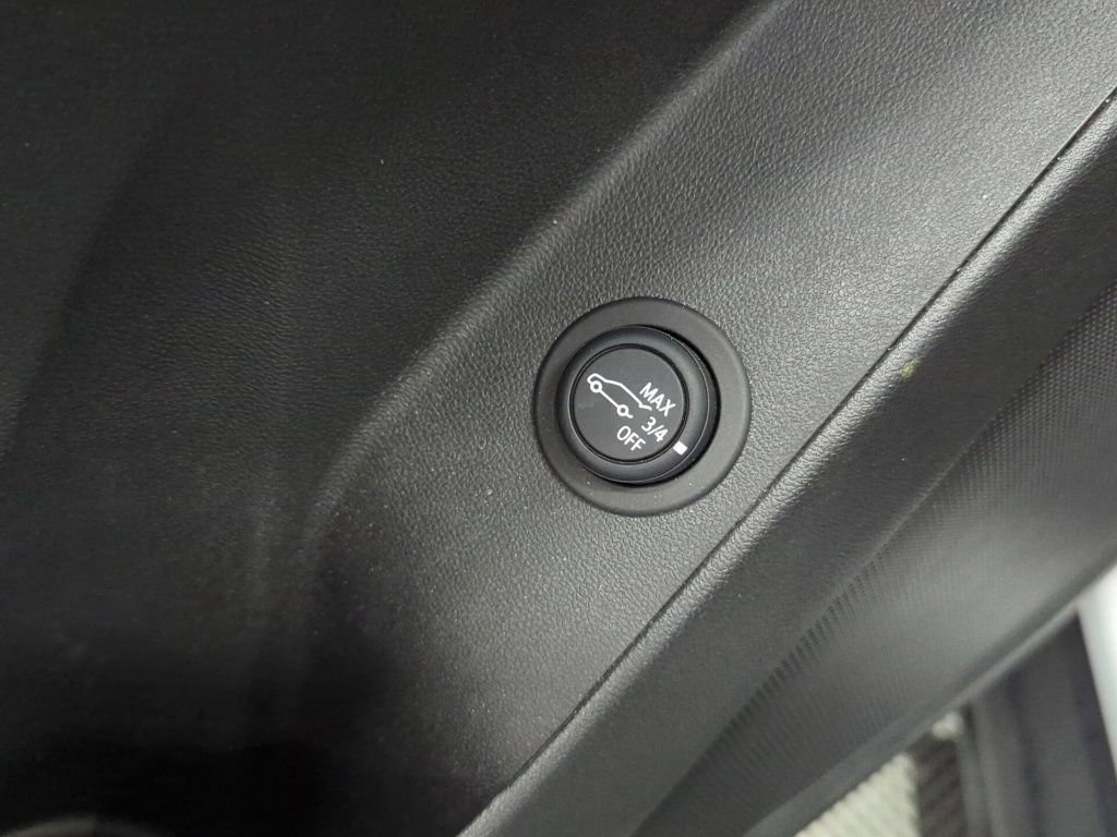 Used 2023 Chevrolet Equinox LT FWD image 20