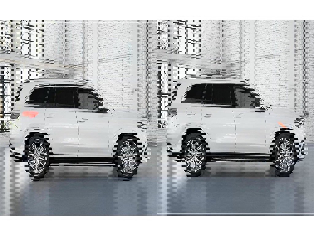 New 2026 Mercedes-Benz GLS 580 4MATIC image 16