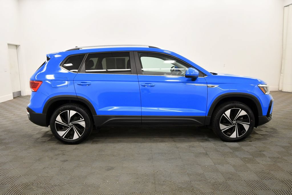 Used 2023 Volkswagen Taos SE AWD/4WD image 9