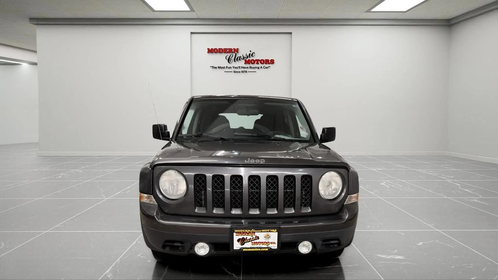 Used 2014 Jeep Patriot Sport w/ Power Value Group FWD image 2