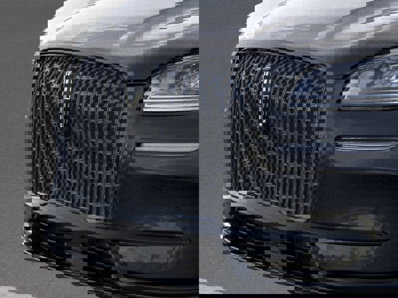 New 2026 Lincoln Corsair Premiere image 17