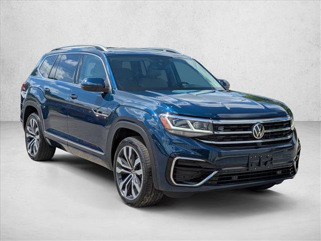 Used 2022 Volkswagen Atlas SEL Premium image 3