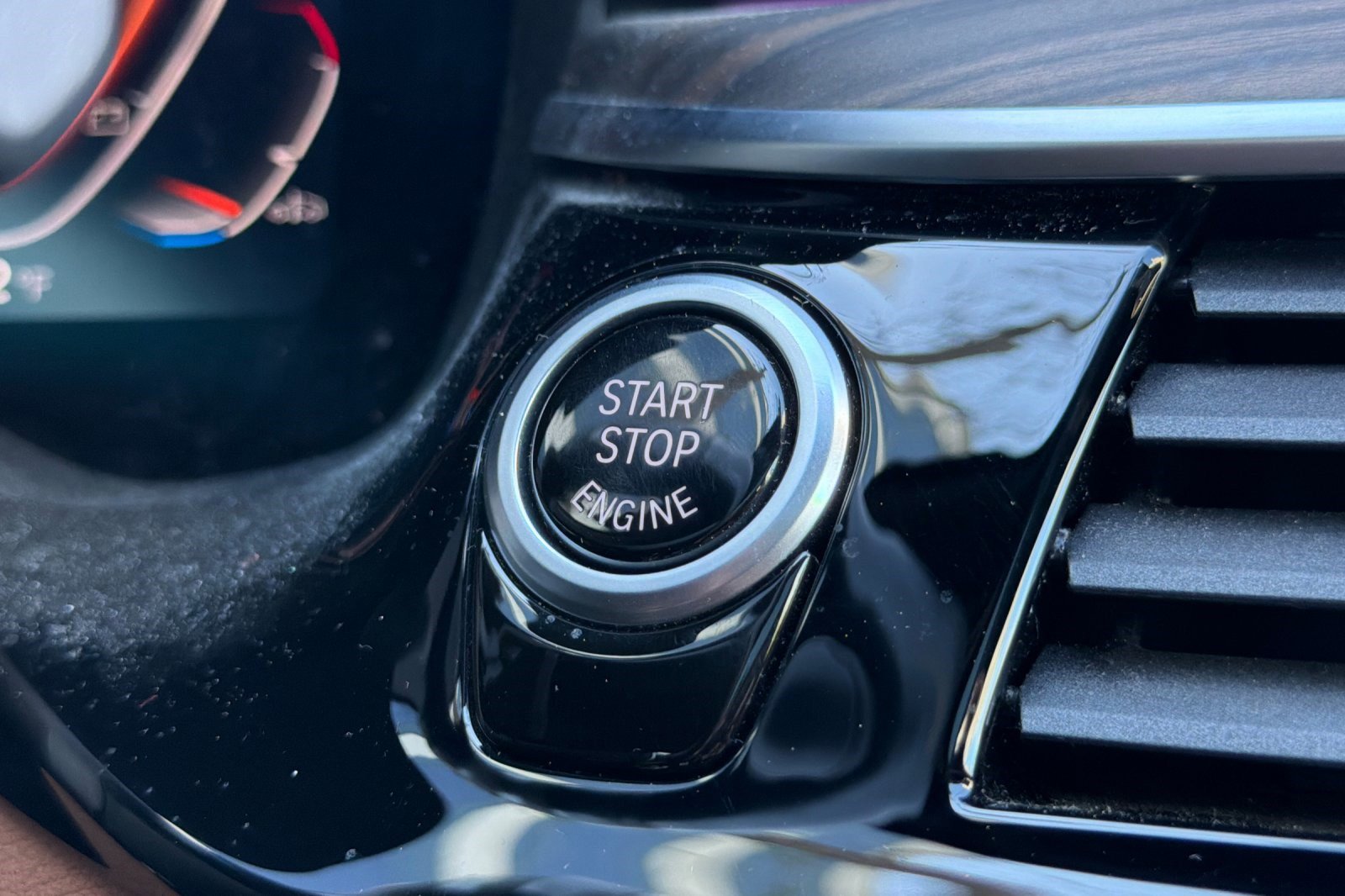 Certified 2023 BMW 540i w/ M Sport Package image 29