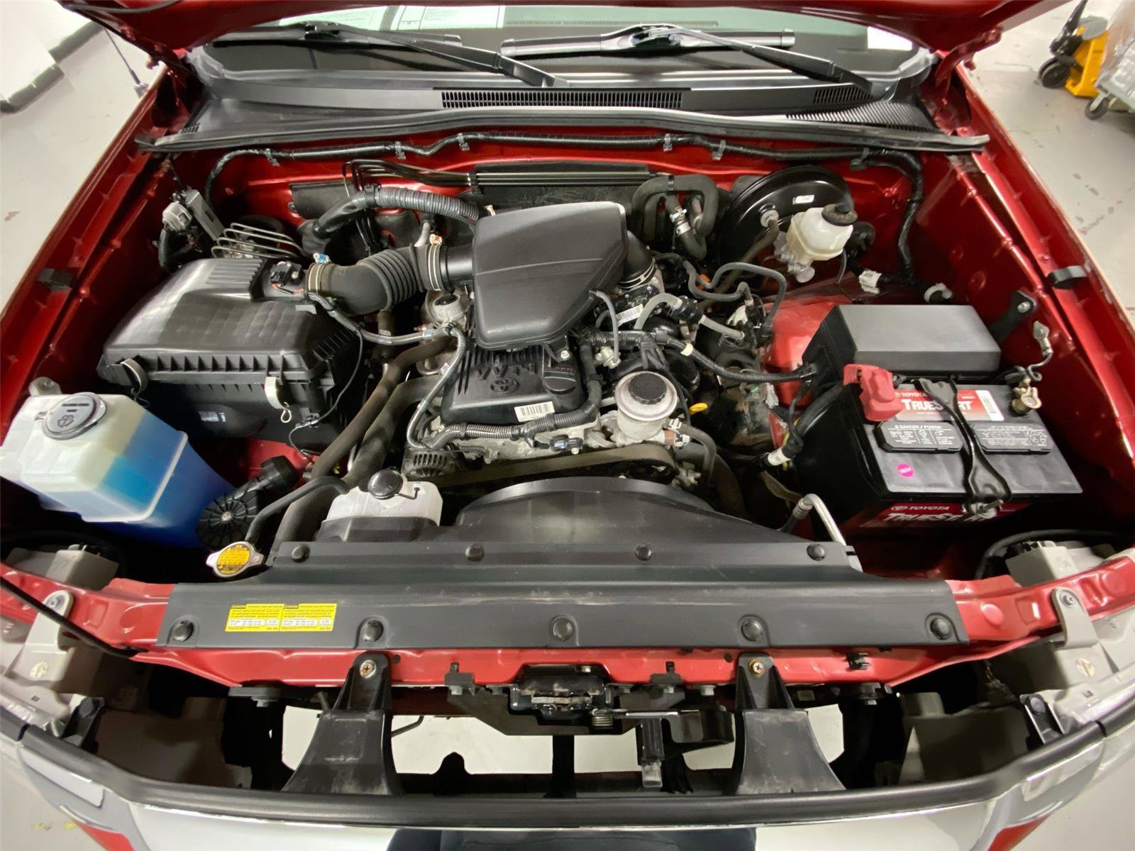 Used 2011 Toyota Tacoma PreRunner image 21