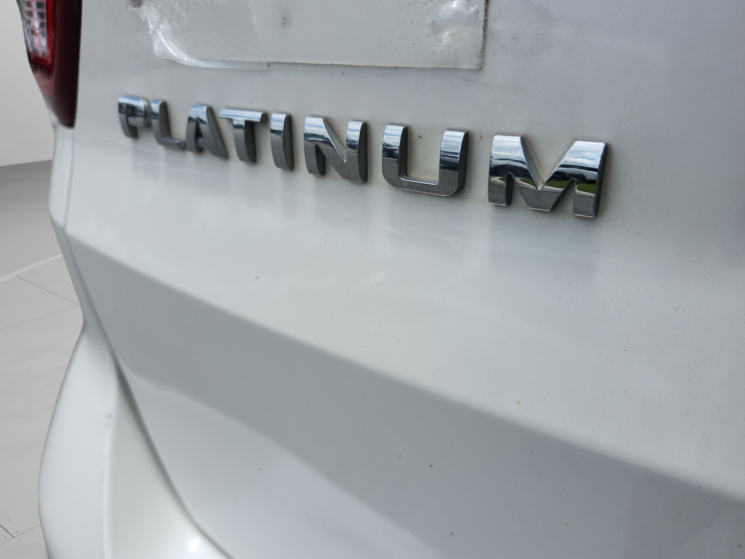 Used 2017 Ford Explorer Platinum AWD/4WD image 28