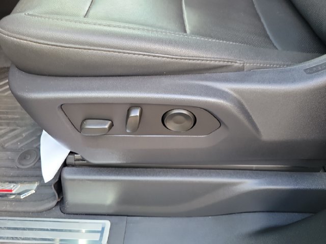 Used 2023 Chevrolet Silverado 1500 LTZ w/ LTZ Convenience Package II AWD/4WD image 21