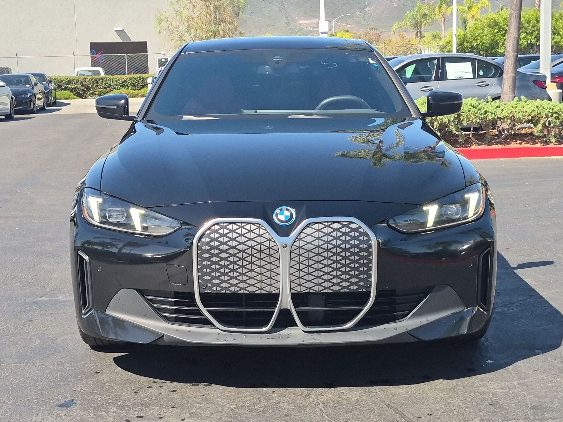 Used 2025 BMW i4 eDrive40 w/ Parking Assistance Package RWD image 3
