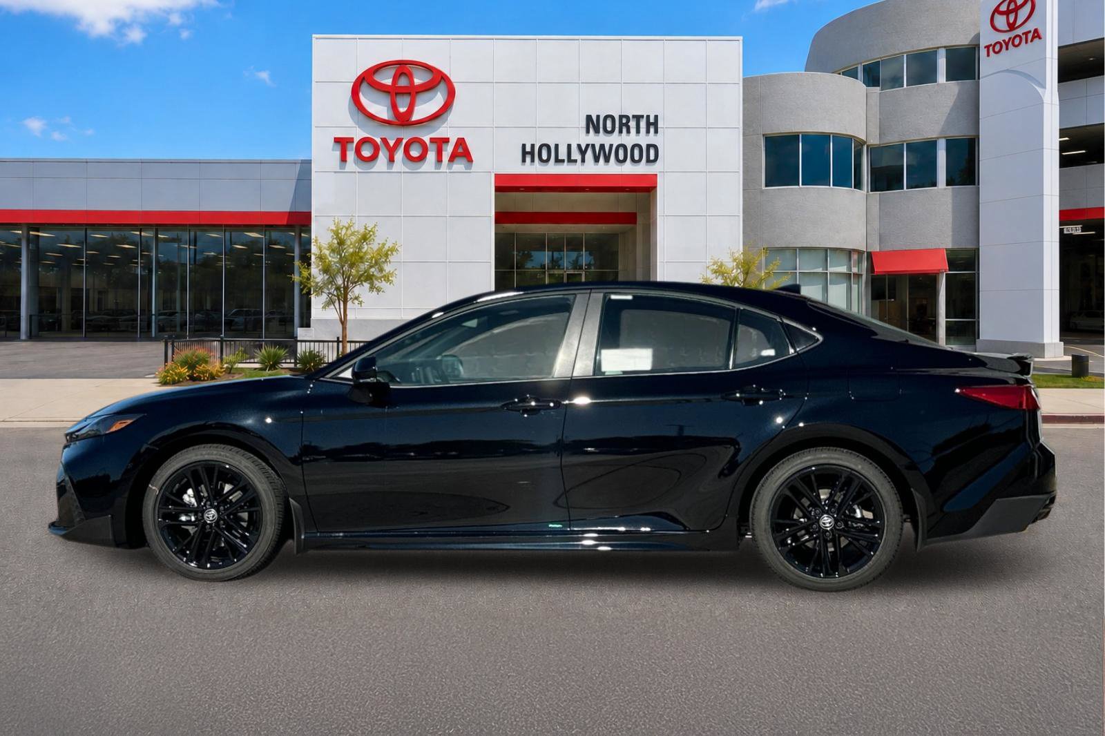 New 2026 Toyota Camry SE FWD image 2