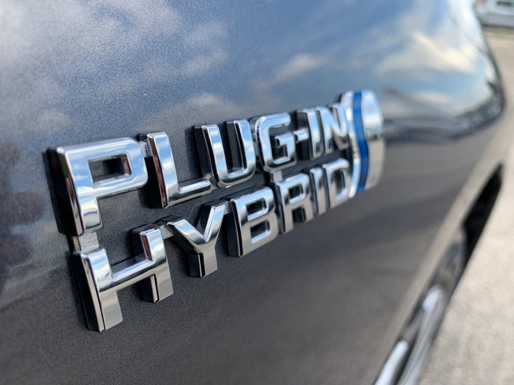 Used 2022 Toyota Prius Prime XLE FWD image 38