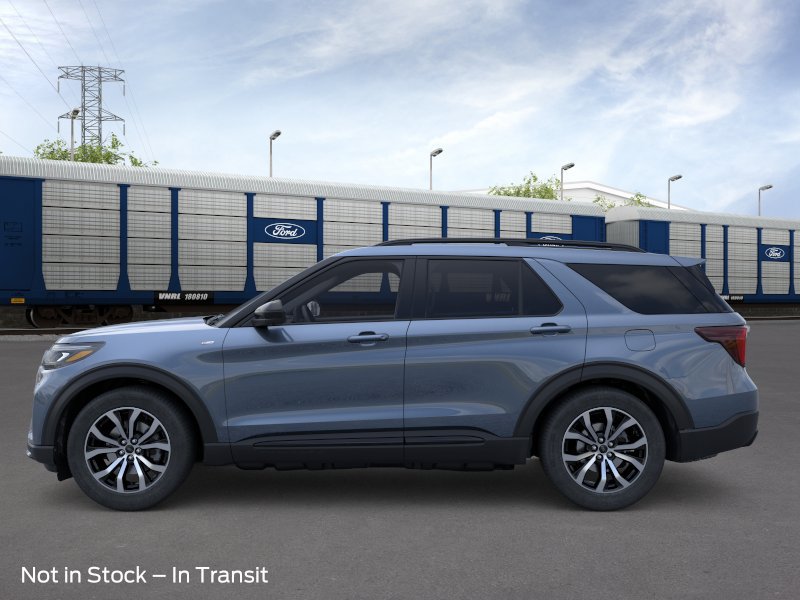 New 2026 Ford Explorer ST-Line AWD/4WD image 3