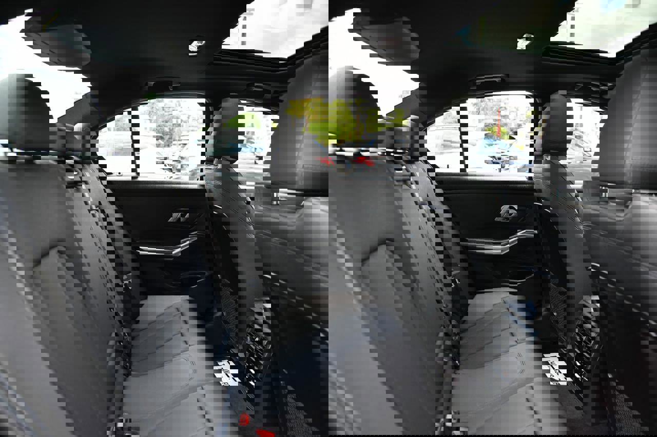 Used 2021 BMW 330i Sedan w/ Convenience Package image 14