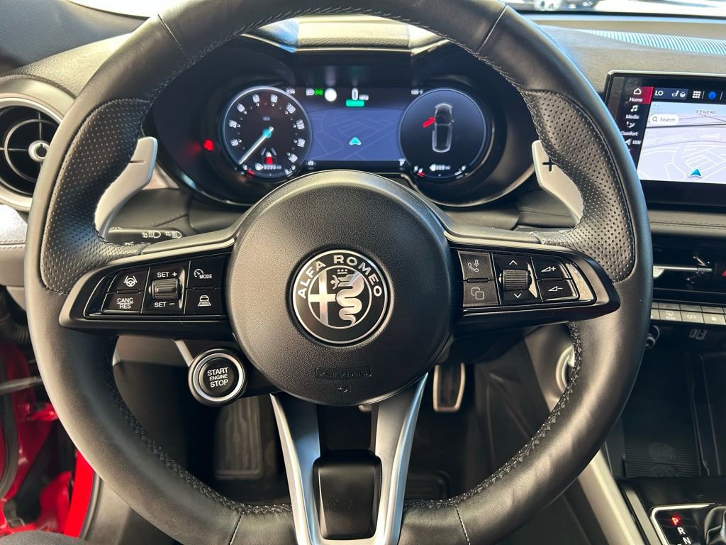 New 2024 Alfa Romeo Tonale Veloce w/ Active Assist Package image 31
