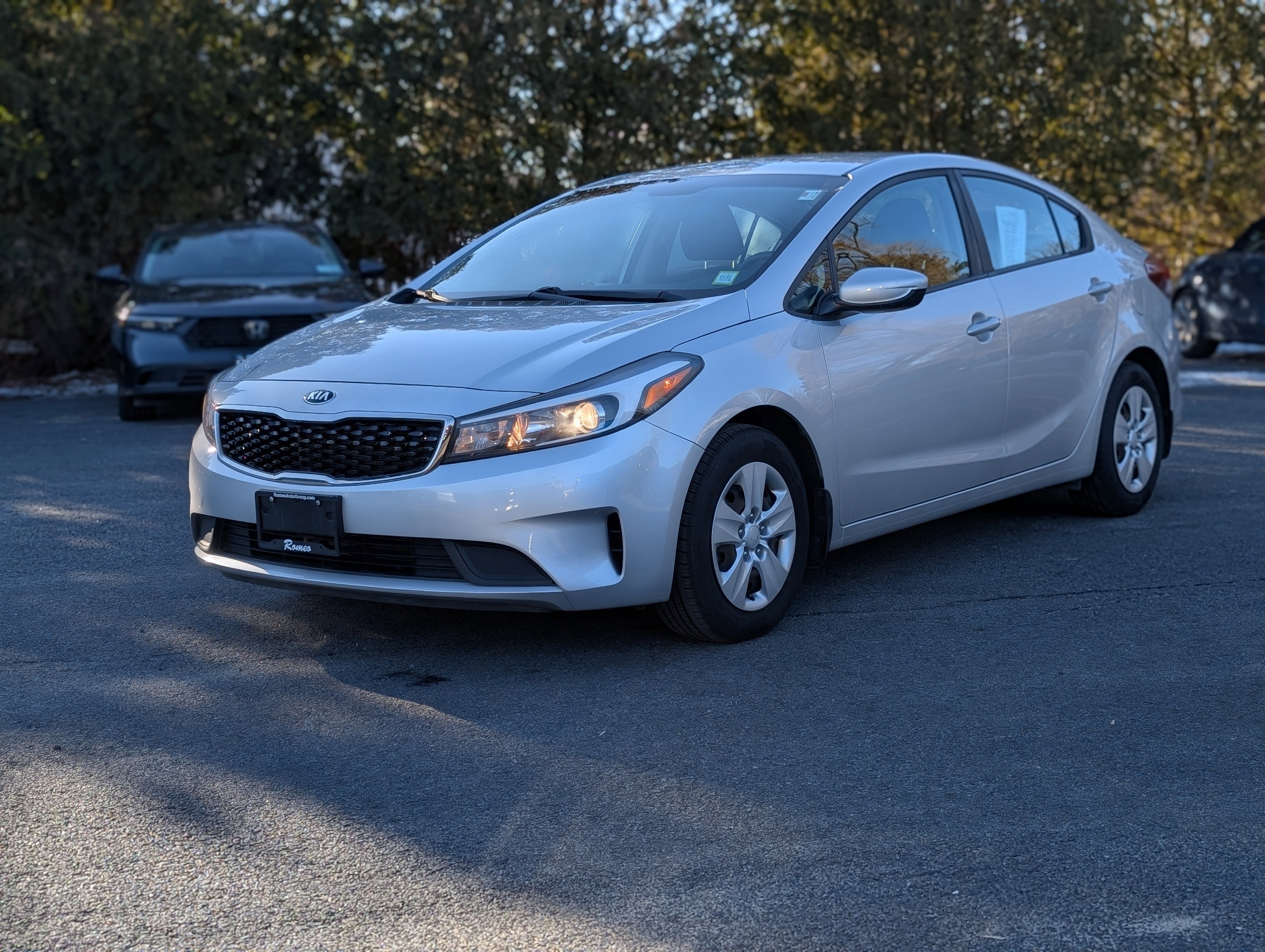 Used 2018 Kia Forte LX w/ LX Popular Package image 12