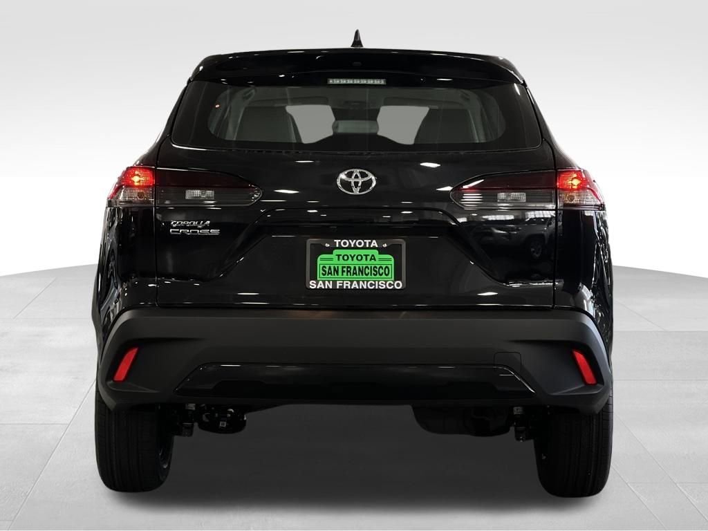 New 2026 Toyota Corolla Cross L image 4
