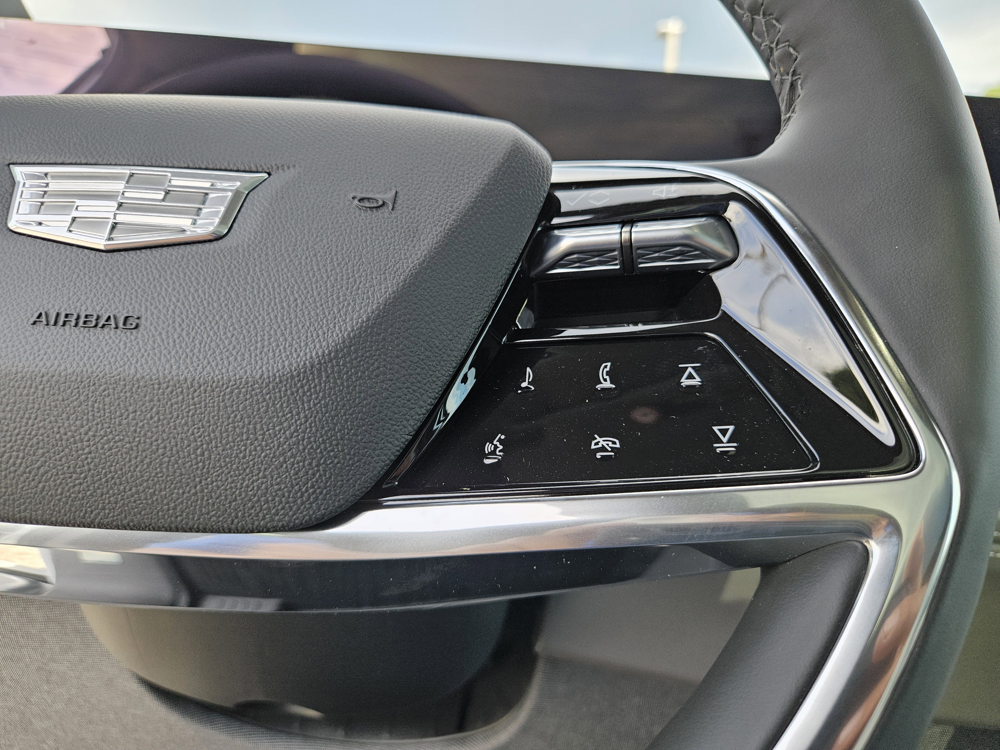 New 2025 Cadillac Lyriq Sport image 33