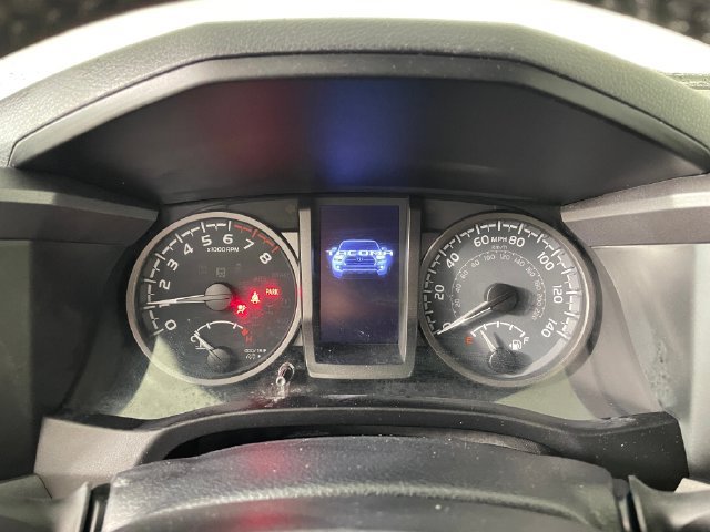 Used 2020 Toyota Tacoma TRD Sport w/ Technology Package AWD/4WD image 5