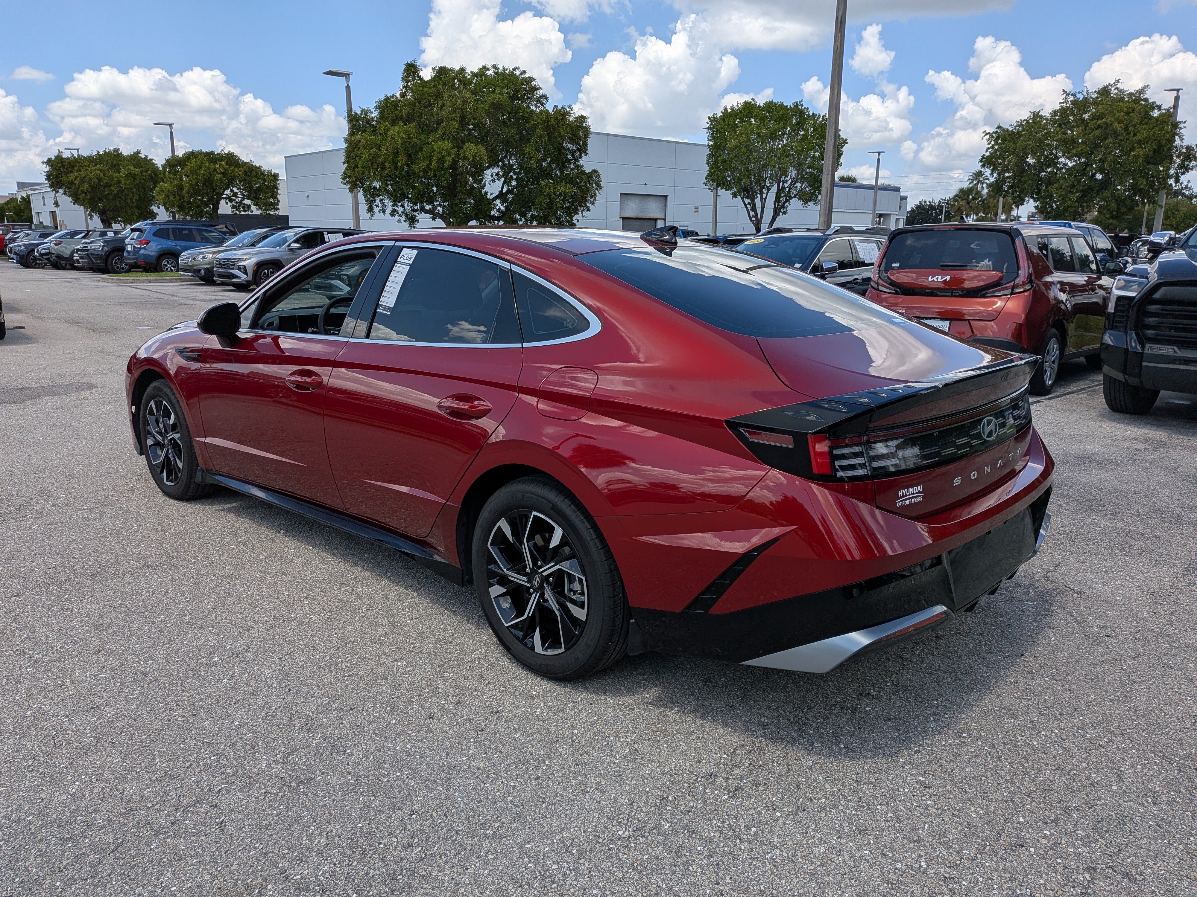 Used 2024 Hyundai Sonata SEL FWD image 6