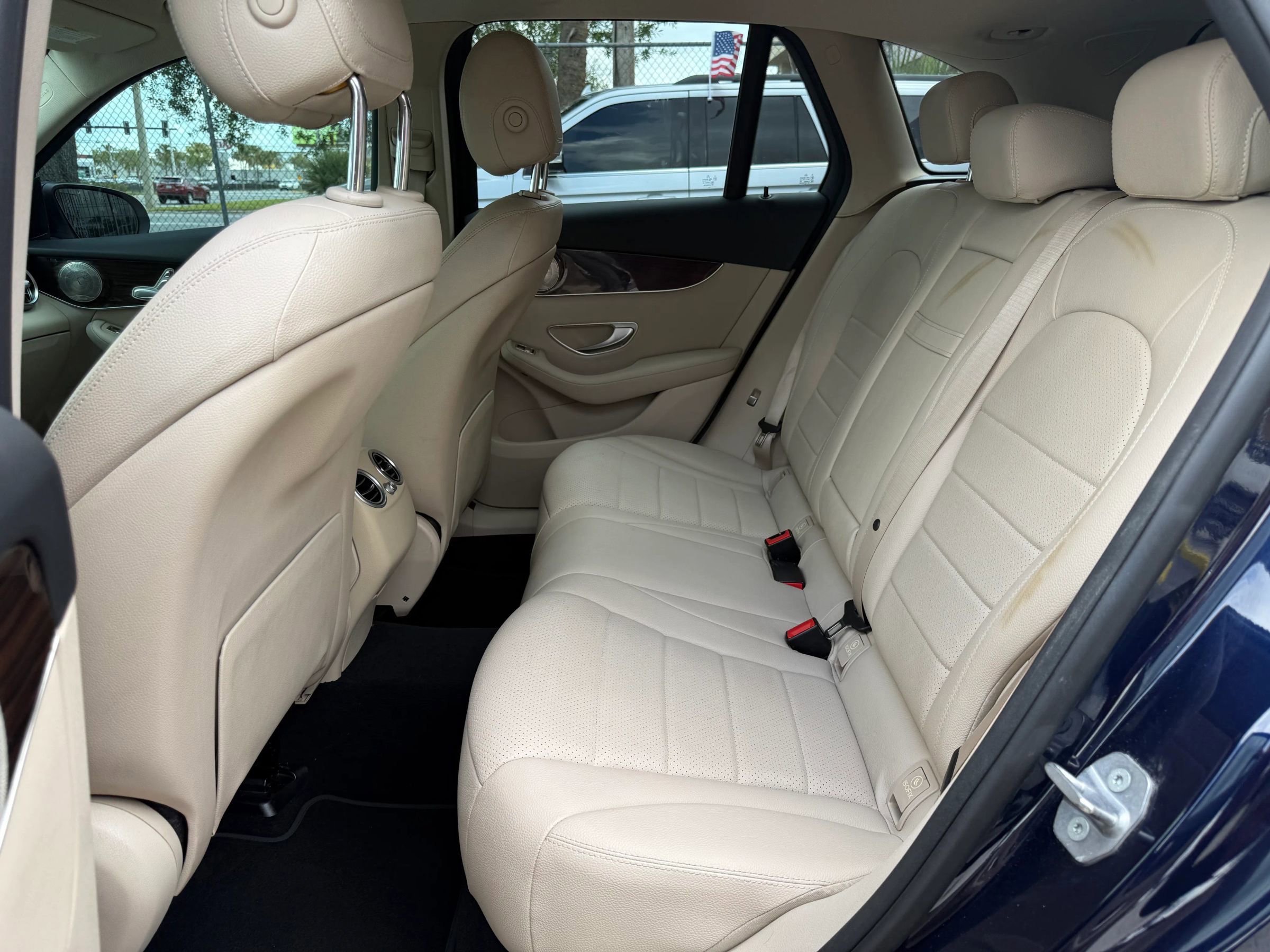 Used 2017 Mercedes-Benz GLC 300 image 15