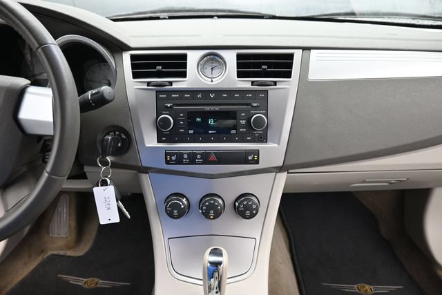 Used 2008 Chrysler Sebring Touring w/ Special Touring Group FWD image 16