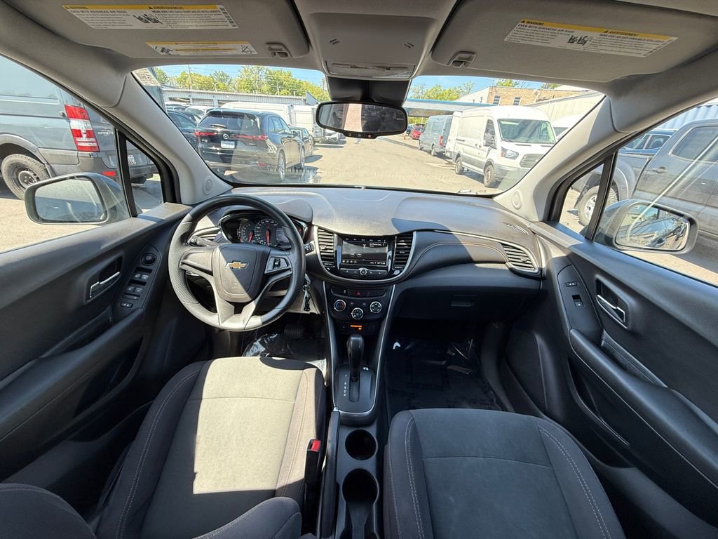 Used 2019 Chevrolet Trax LS w/ LPO, Protection Package FWD image 19