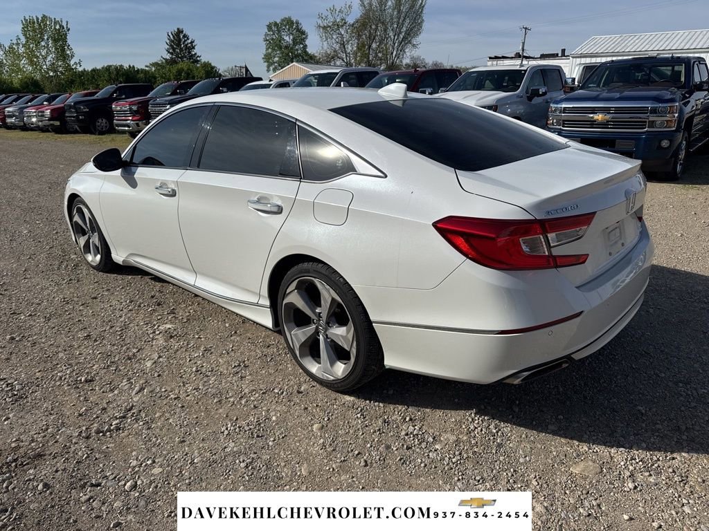 Used 2018 Honda Accord Touring image 6