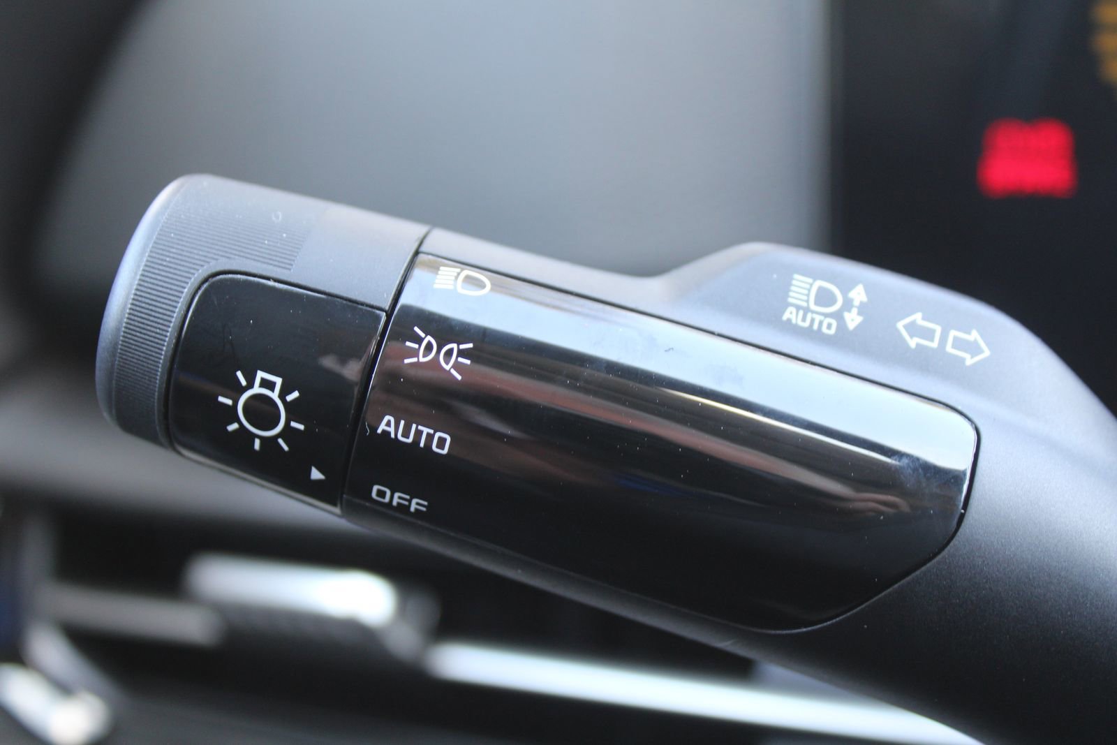 New 2026 Kia Sportage EX w/ EX Panorama Roof Package image 29