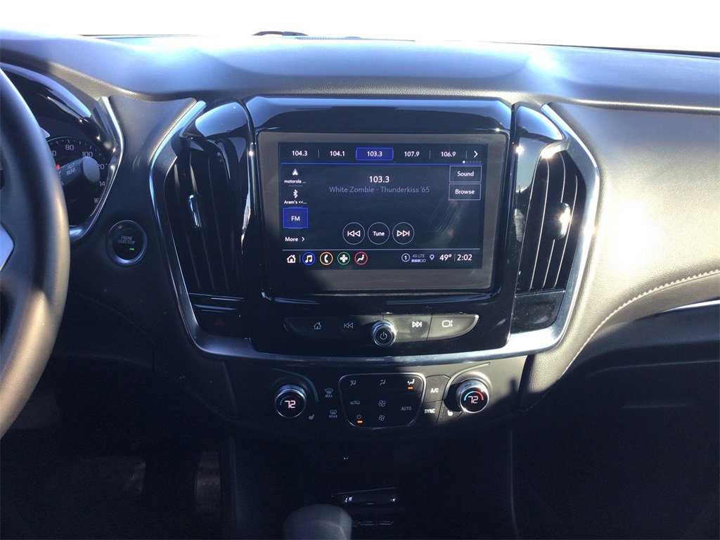 Used 2023 Chevrolet Traverse LT image 14
