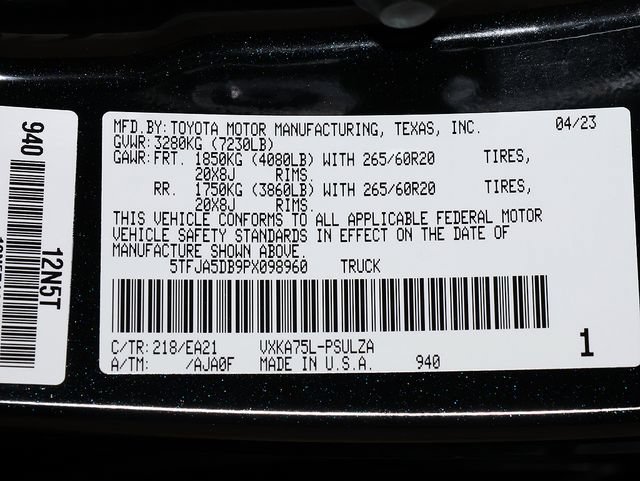 Used 2023 Toyota Tundra Limited AWD/4WD image 37