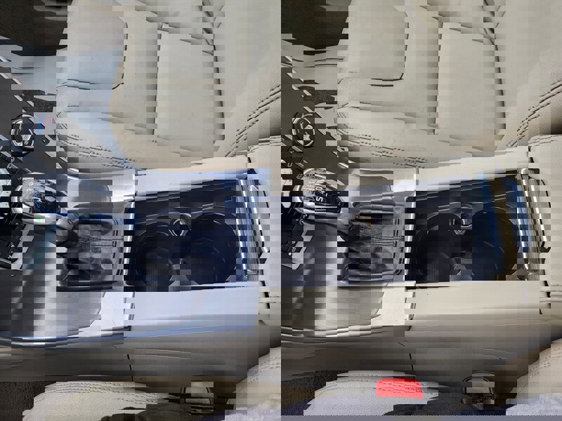 Used 2015 Volvo S60 T5 Premier image 18