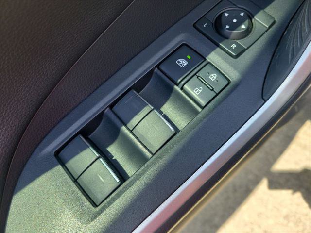 Certified 2025 Toyota RAV4 XSE AWD/4WD image 13