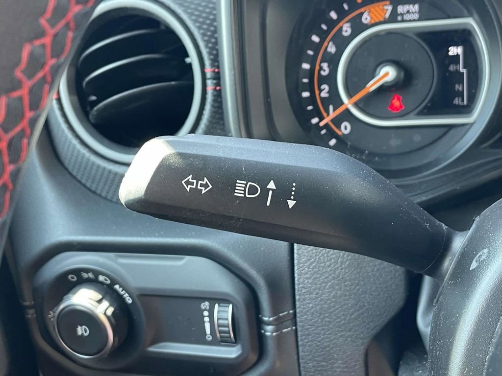 Certified 2024 Jeep Wrangler Unlimited Rubicon image 32