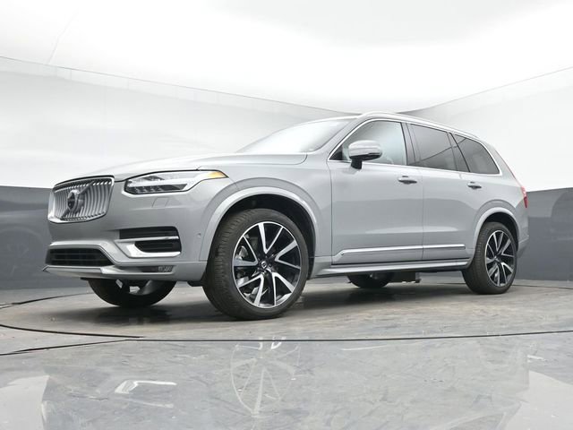 Used 2025 Volvo XC90 B6 Plus image 12