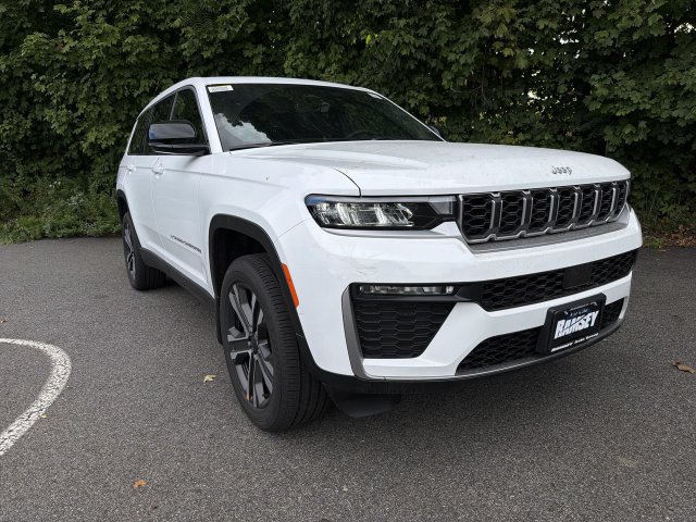 New 2027 Jeep Grand Cherokee L Limited AWD/4WD image 2