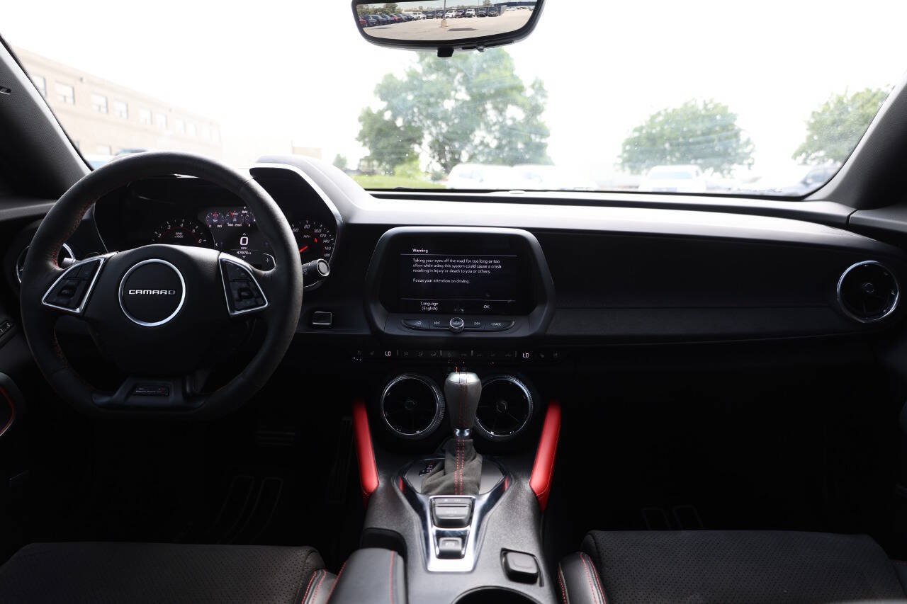 Used 2022 Chevrolet Camaro ZL1 RWD image 14