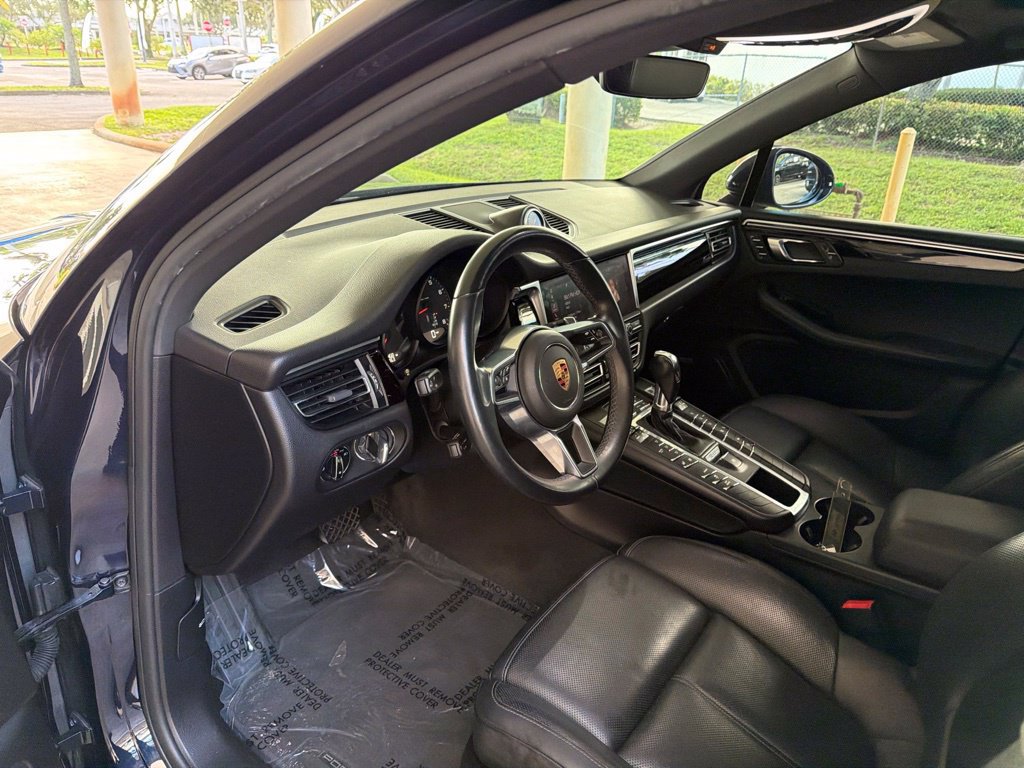 Used 2019 Porsche Macan AWD/4WD image 6