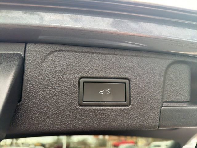 Certified 2022 Volkswagen Atlas SEL image 26