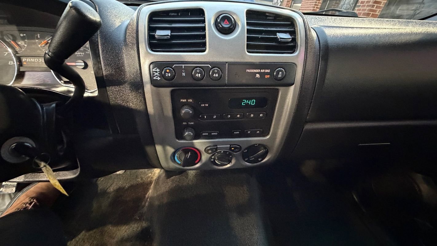 Used 2012 GMC Canyon W/T AWD/4WD image 11
