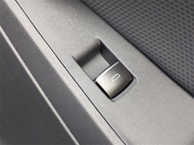 New 2026 Chevrolet Equinox RS w/ Convenience Package III image 32