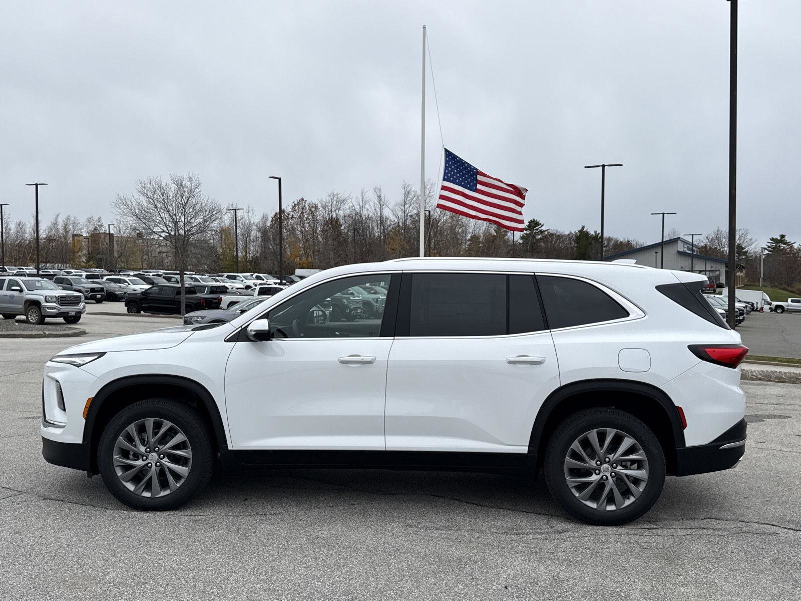 New 2026 Buick Enclave Preferred image 11